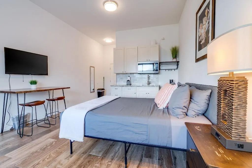 Apartment Unit 12 Maui Ohana Modern Studio Wailuku